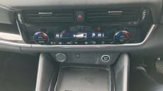 Nissan Qashqai 1.3 DiG-T MH N-Connecta 5dr Petrol Hatchback